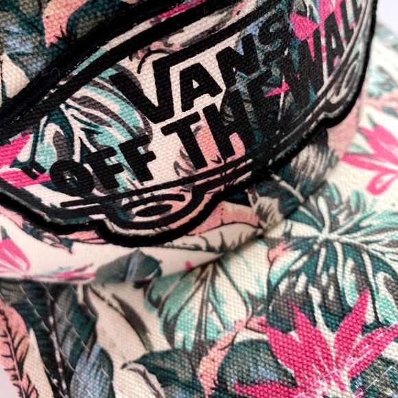 Vans Off The Wall Classic Unisex Snap Back Trucker Hat Hawaiian Tropical Floral - Picture 9 of 11